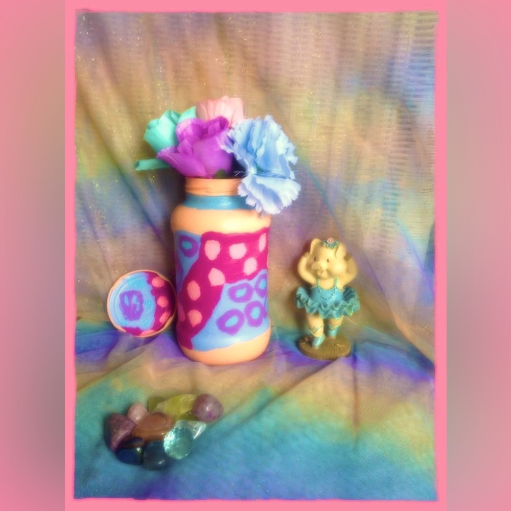 Hand Crafted Mystical Mountains Gypsy Jar - Picture 4 of 7
